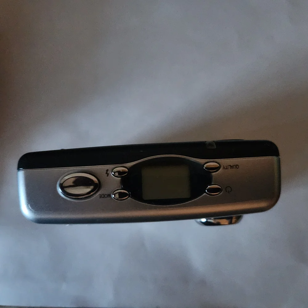 DSHOT III 1.3 Mega Pixel Digital Camera - Silver